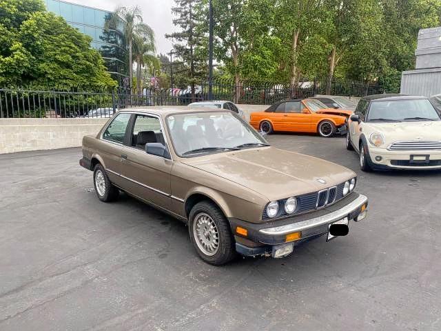 BMW 318 I AUTO 1984 wbaak8404e8778198