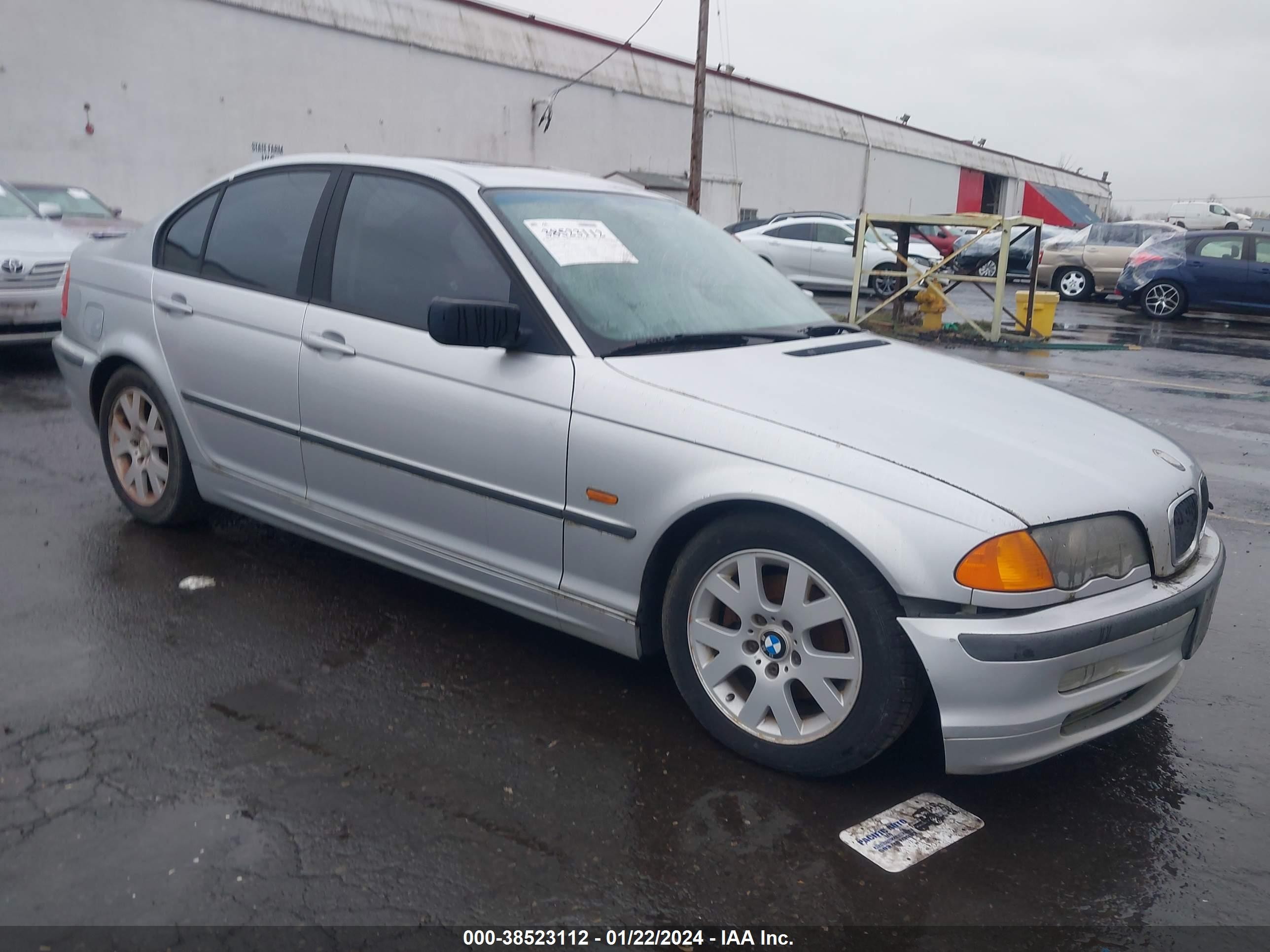 BMW 3ER 1999 wbaam3330xfp62569