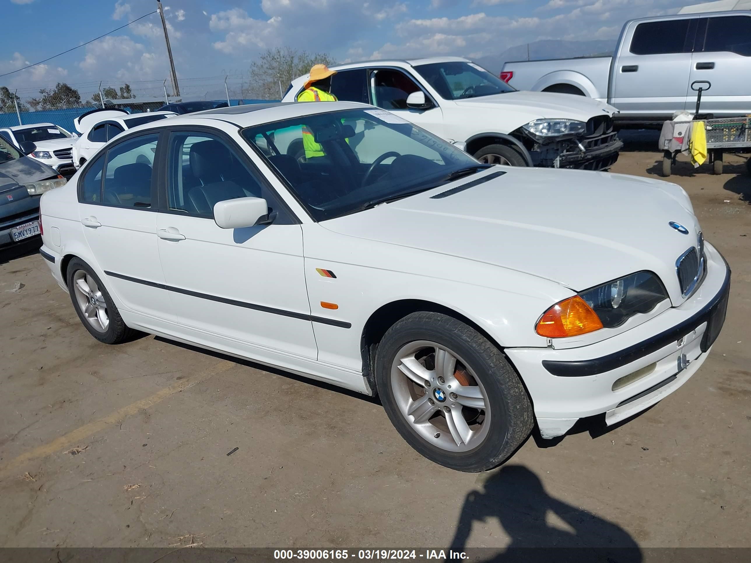 BMW 3ER 1999 wbaam3339xca83372