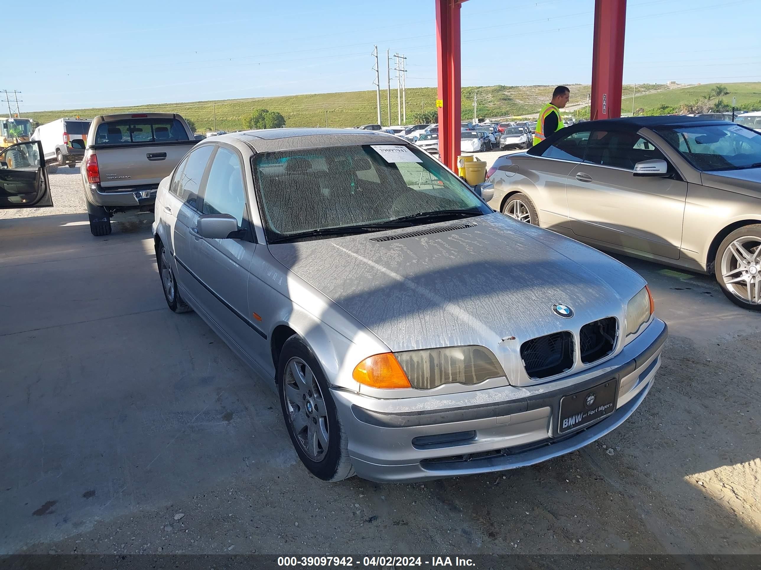 BMW 3ER 2000 wbaam3339yca86578