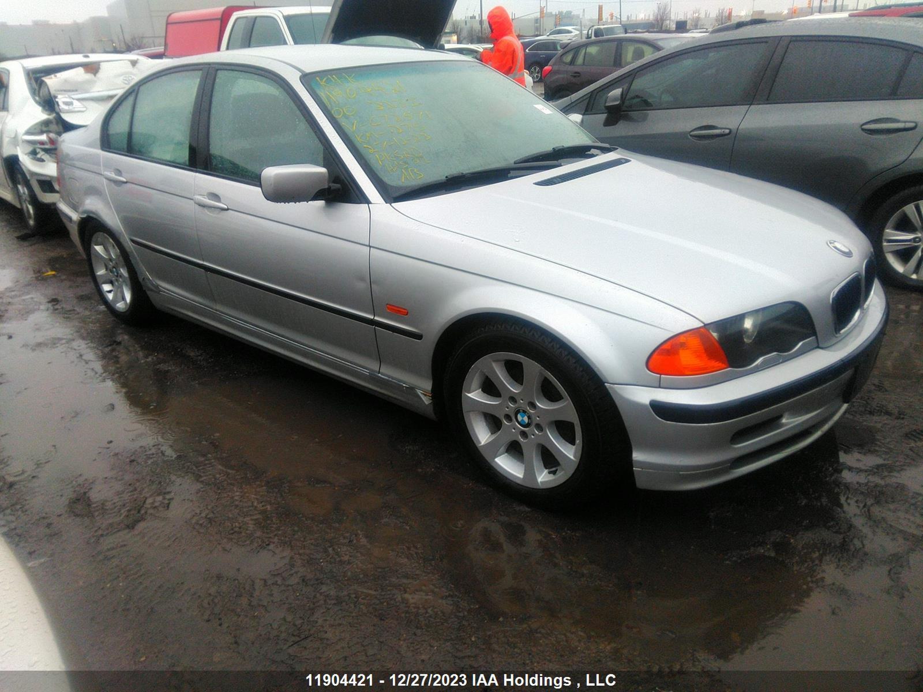 BMW 3ER 2000 wbaam3347ykc72571