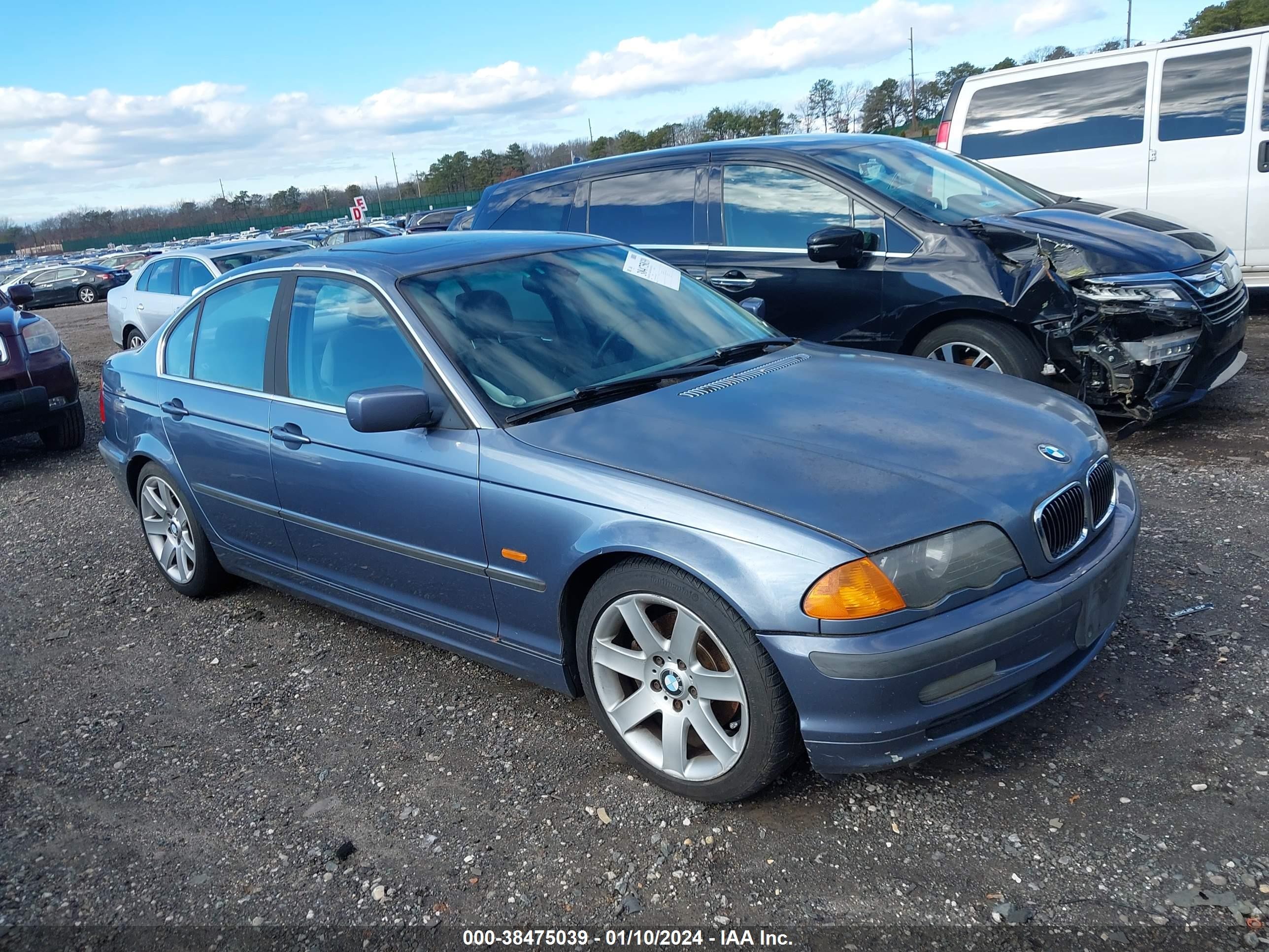 BMW 3ER 1999 wbaam5333xkg09318