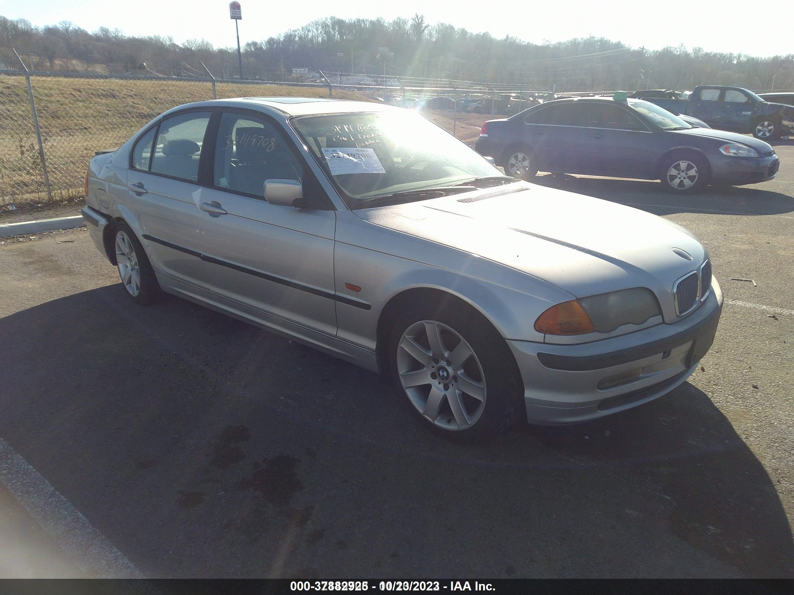 BMW 3ER 2001 wbaav334x1fu86866