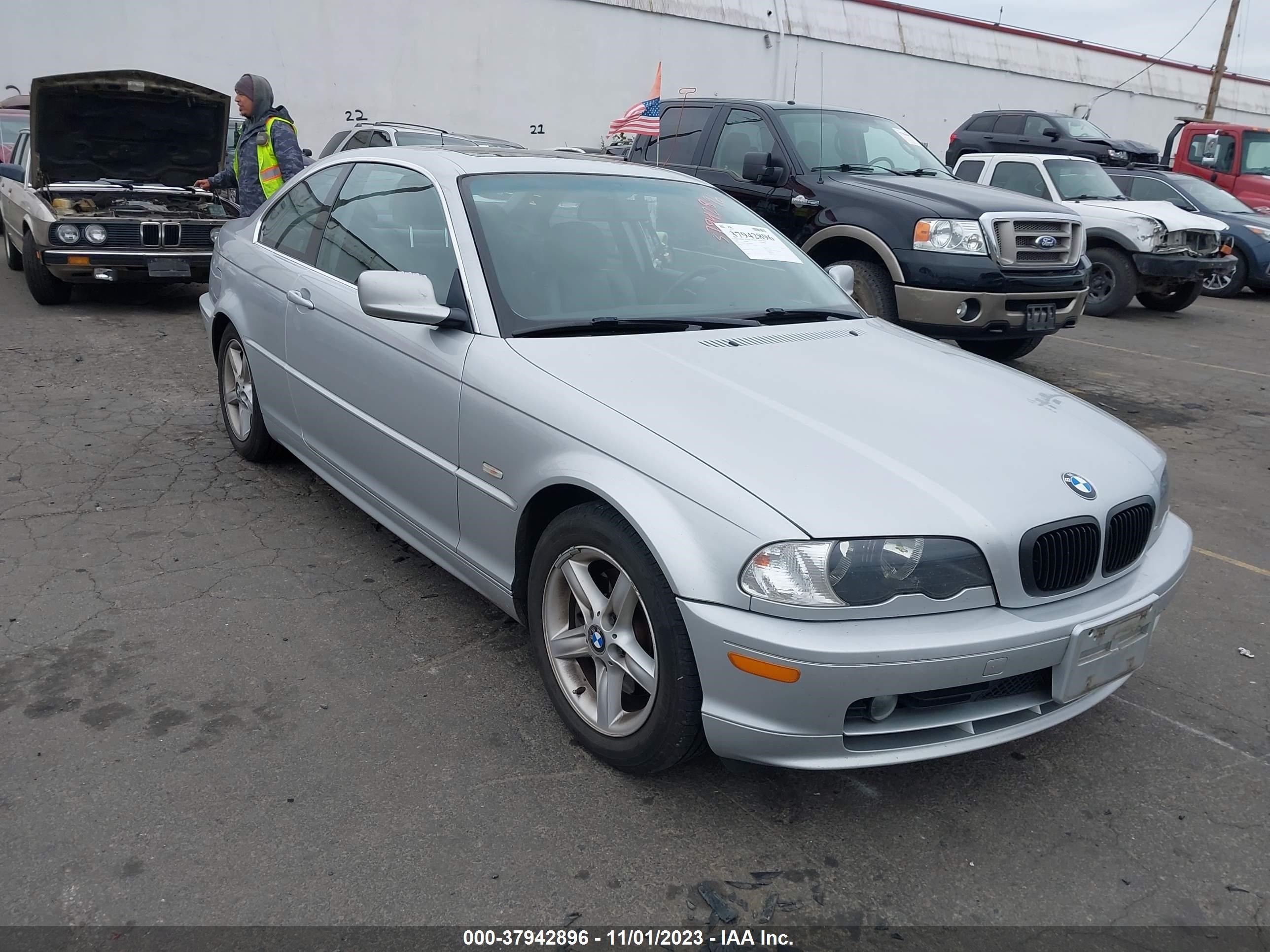 BMW 3ER 2000 wbabm5342yjn90648