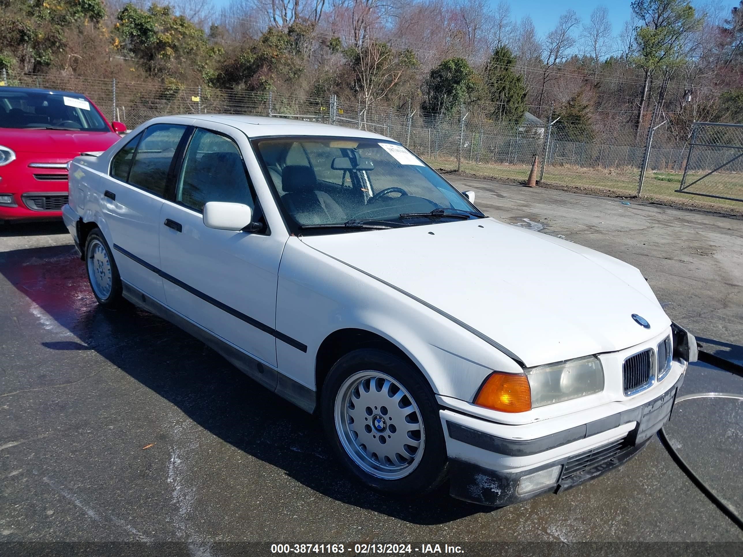 BMW 3ER 1994 wbacb4327rfl17728