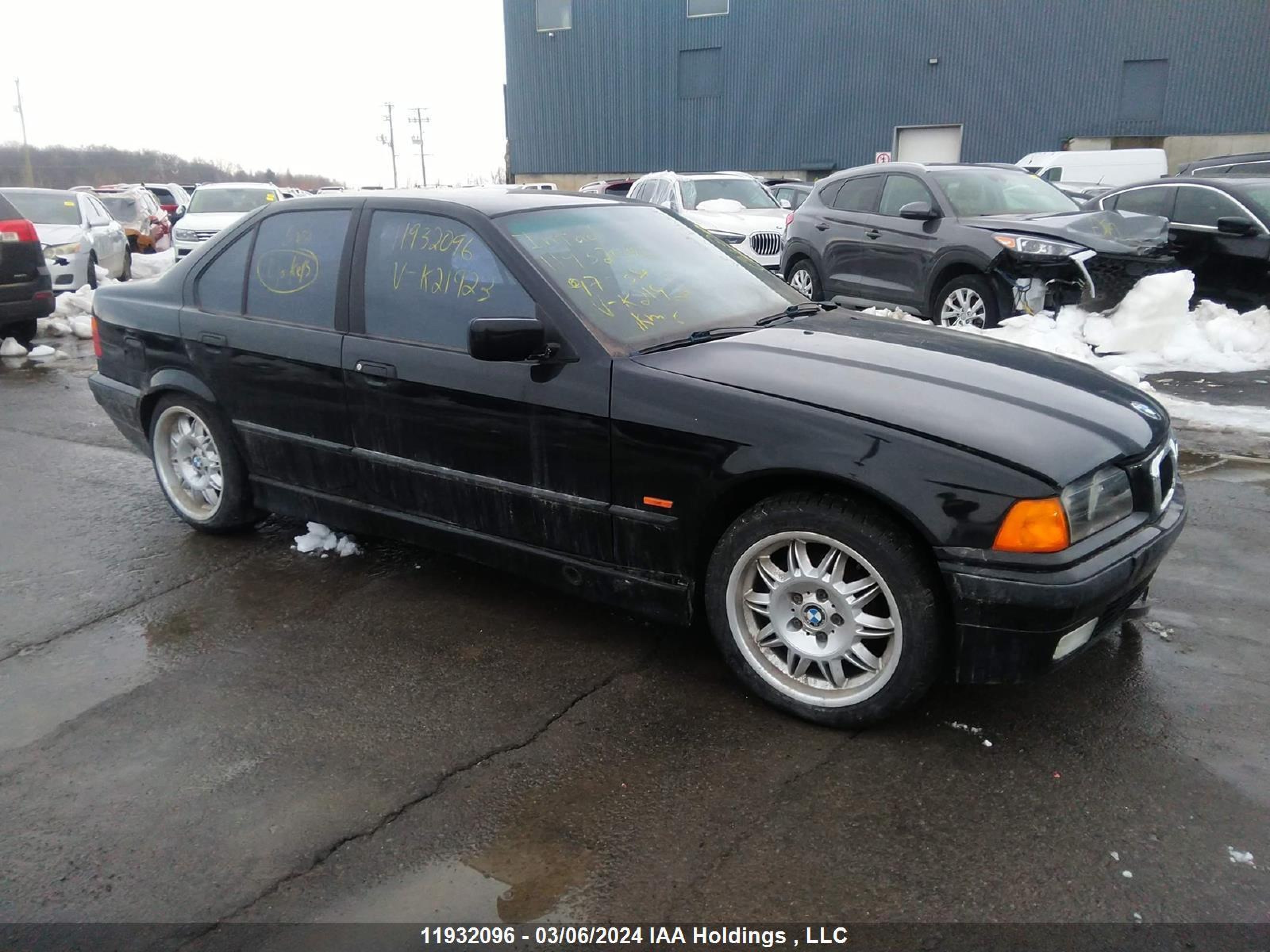 BMW 3ER 1997 wbacc032xvek21923