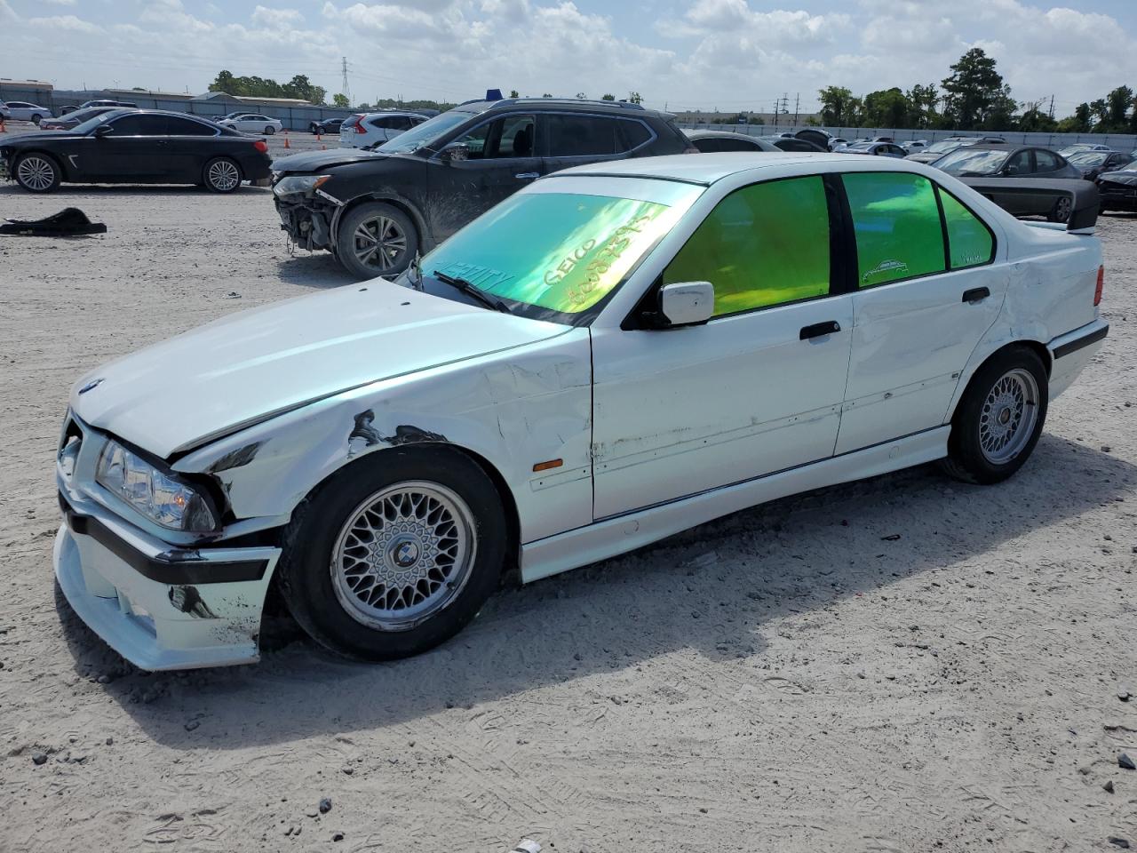 BMW 3ER 1998 wbacd3322wav24363