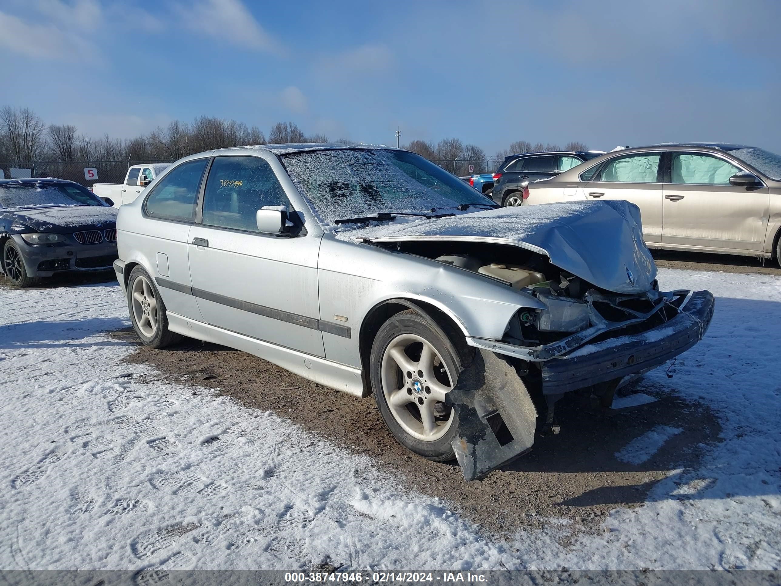 BMW 3ER 1997 wbacg8329vkc82347