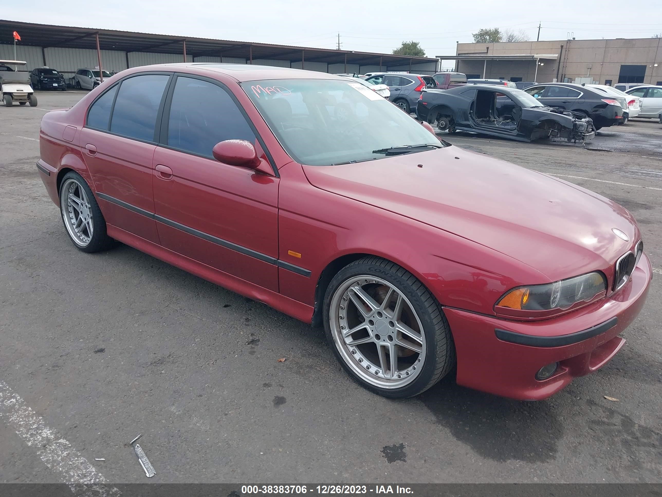 BMW 5ER 1999 wbadn6335xgm61270