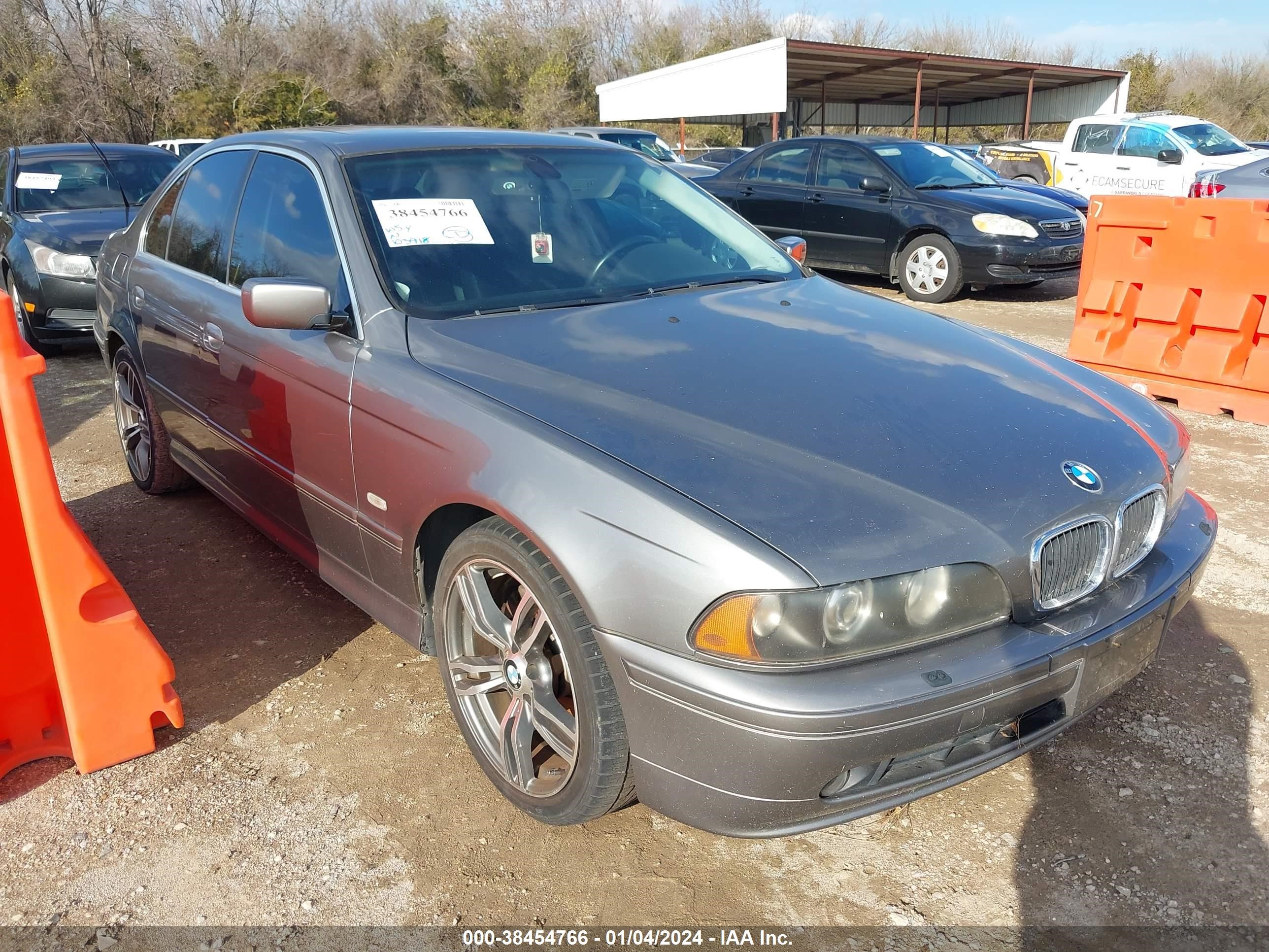 BMW 5ER 2003 wbadn63443gs56039