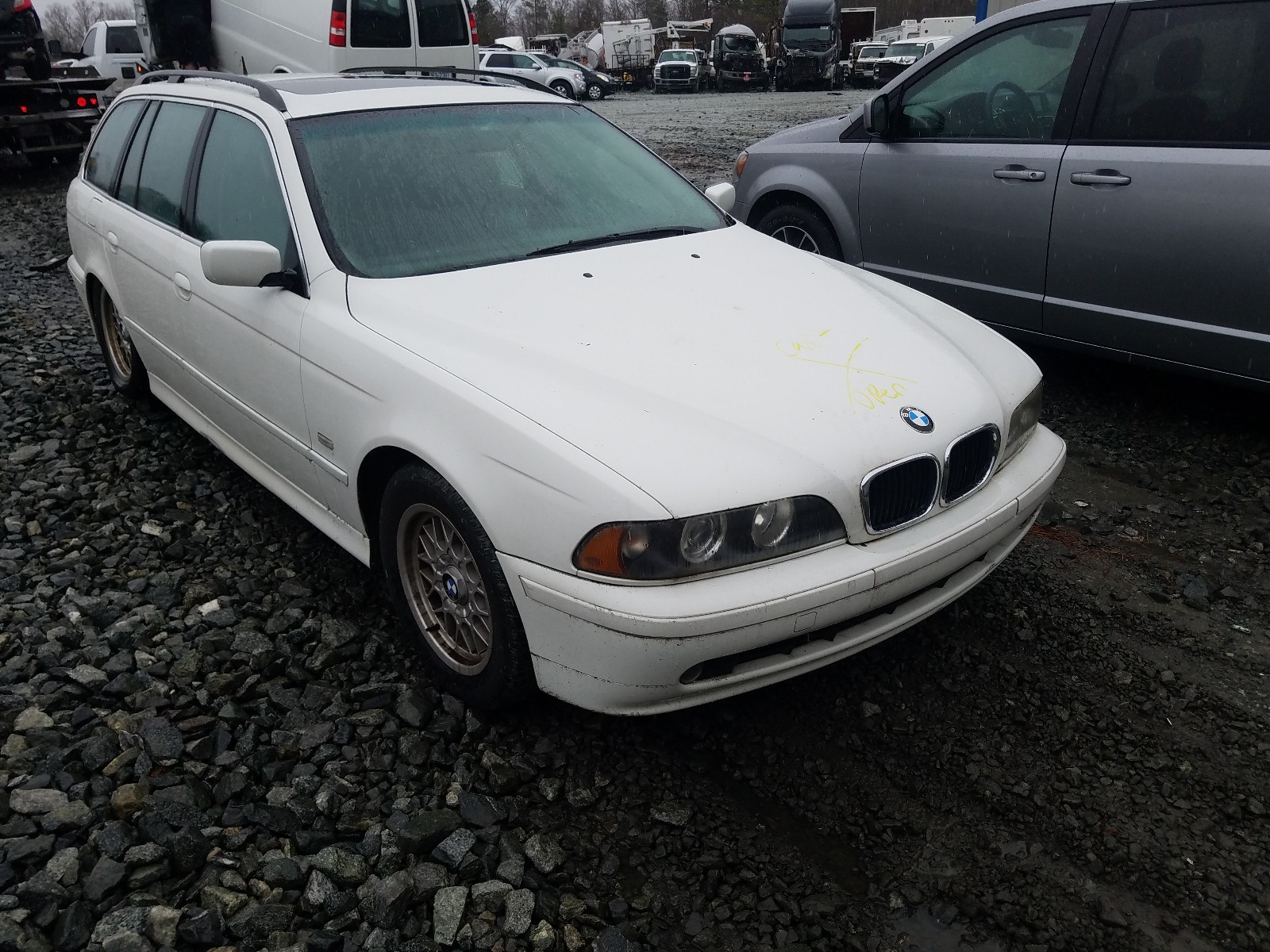 BMW 525 IT AUT 2002 wbads43412ge10642