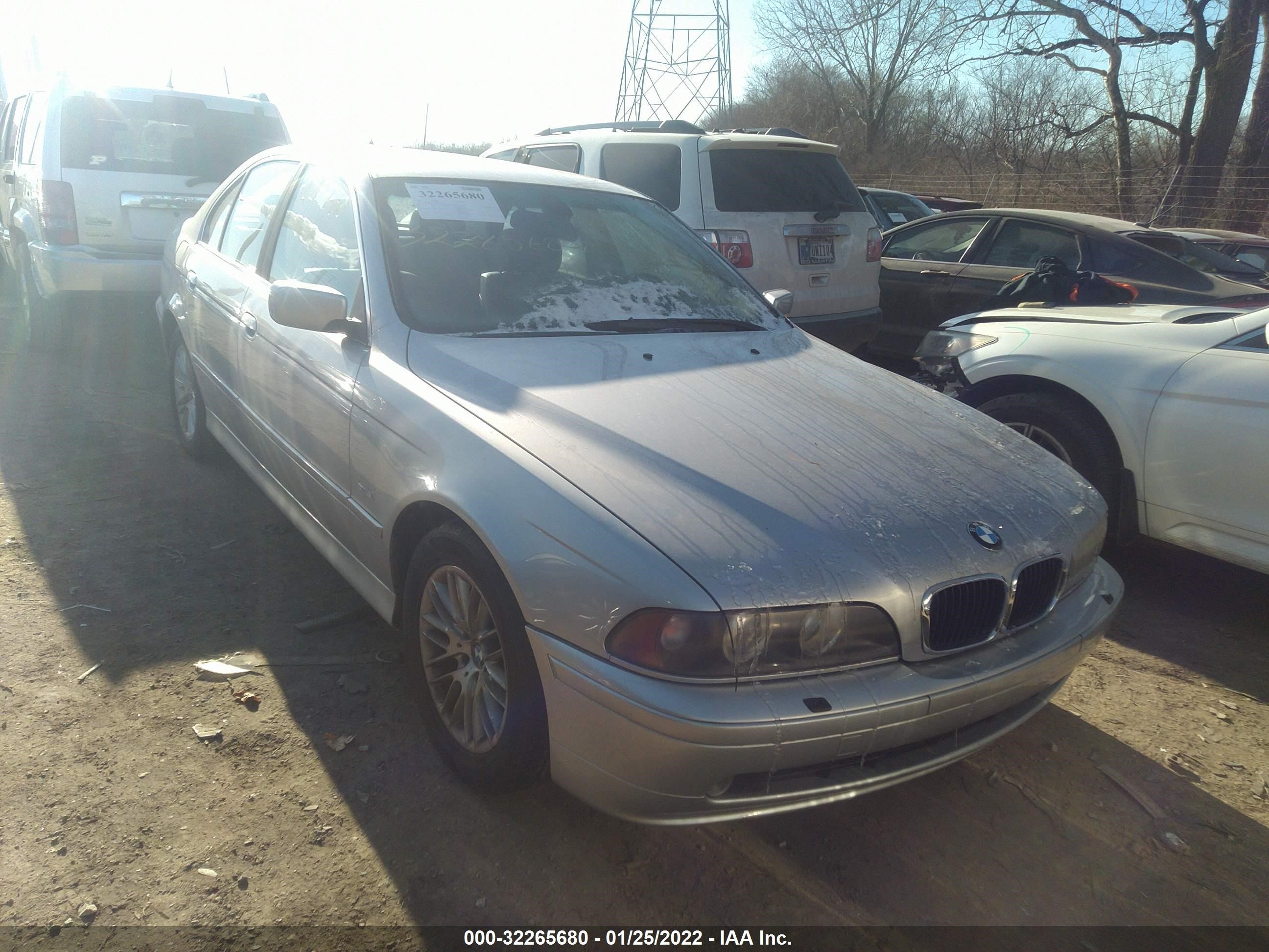 BMW 5ER 2001 wbadt63451cf11178