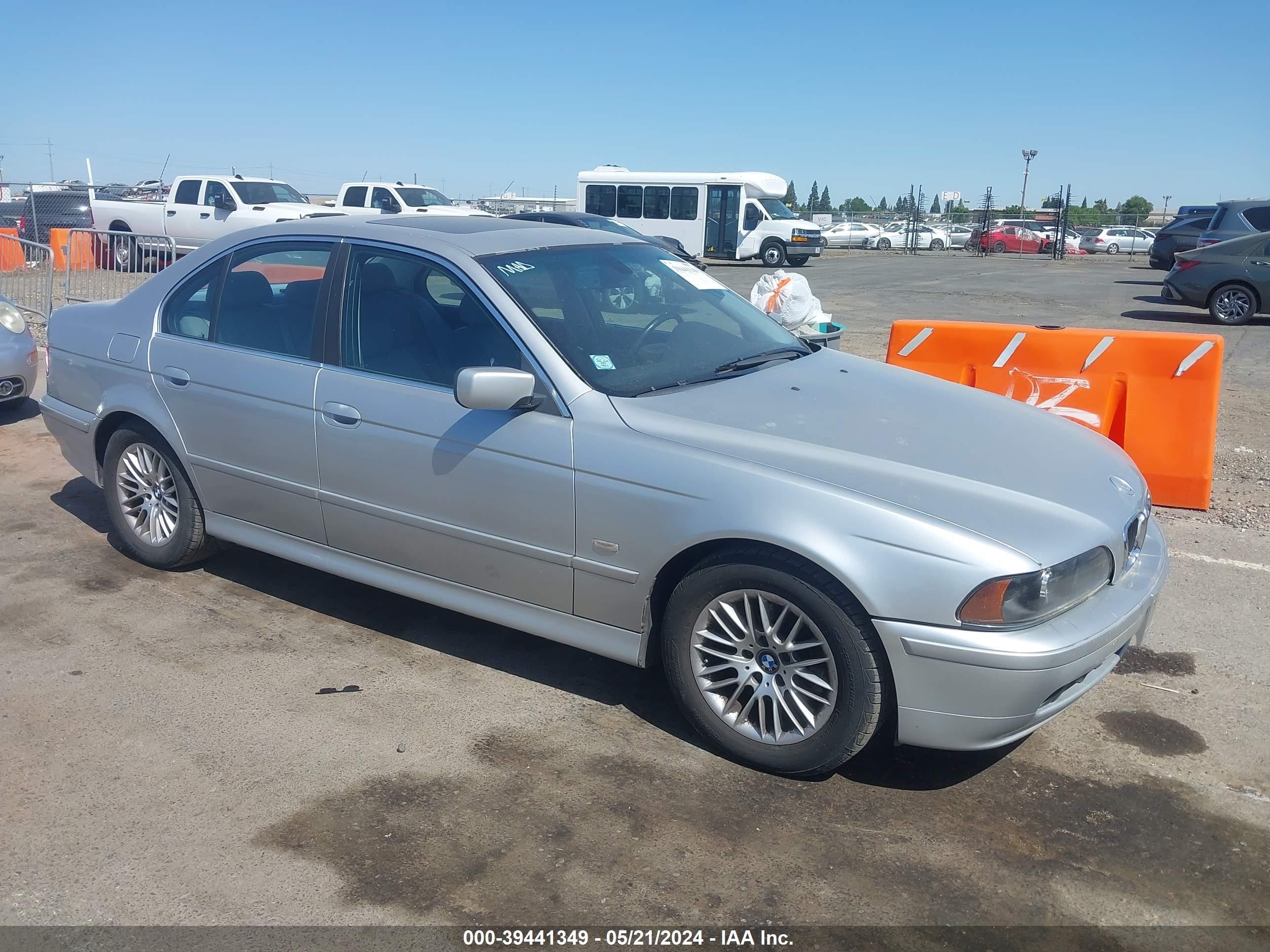 BMW 5ER 2001 wbadt63471cf01977