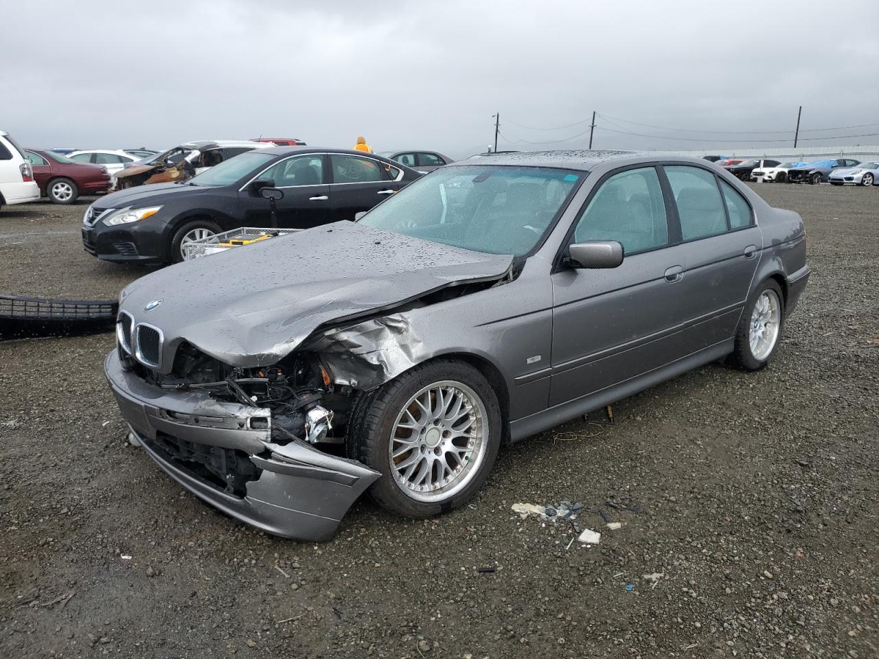 BMW 5ER 2002 wbadt63472ch97620