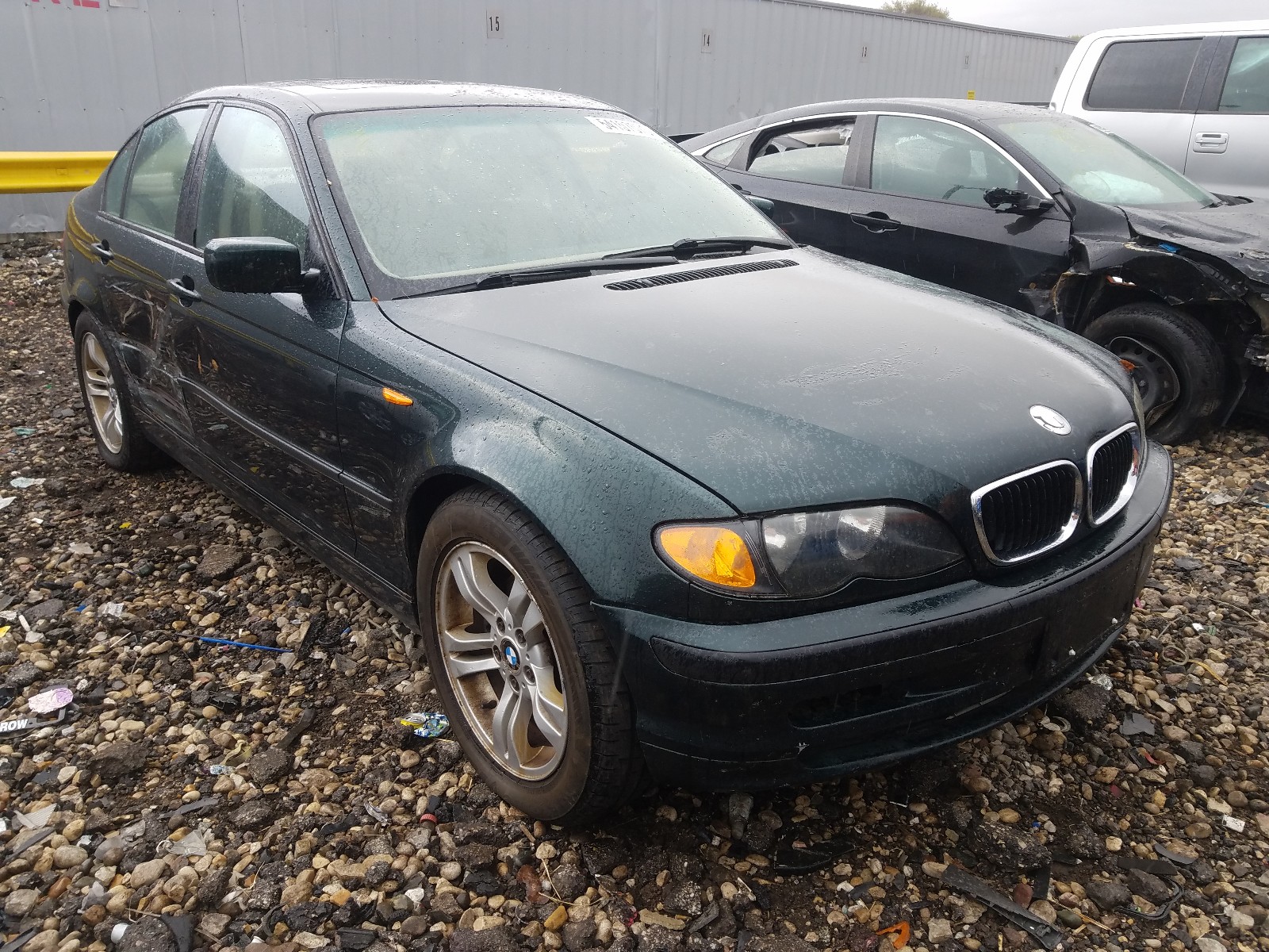 BMW 325I 2002 wbaet37472nj18220