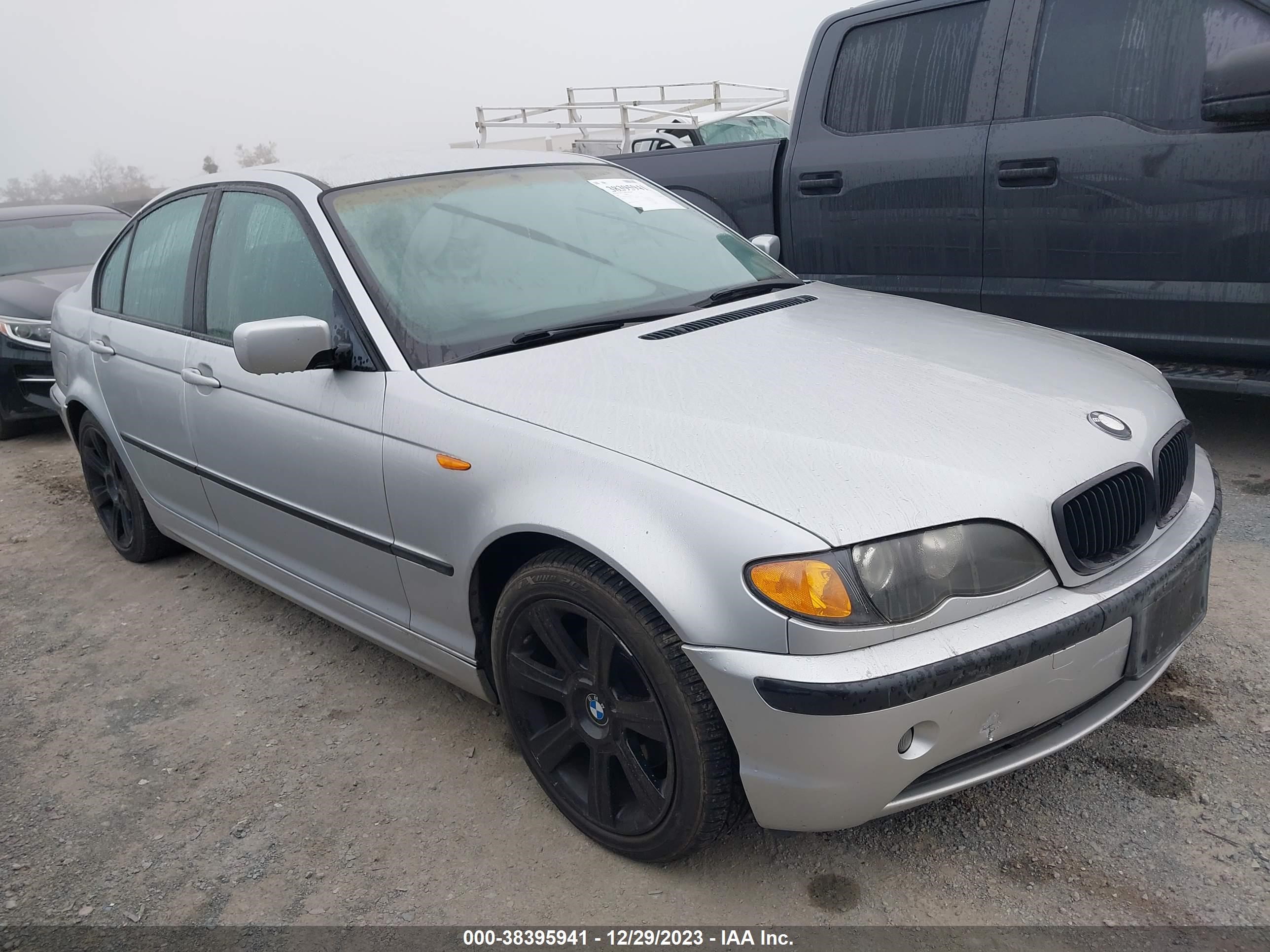 BMW 3ER 2003 wbaet37473nh03996