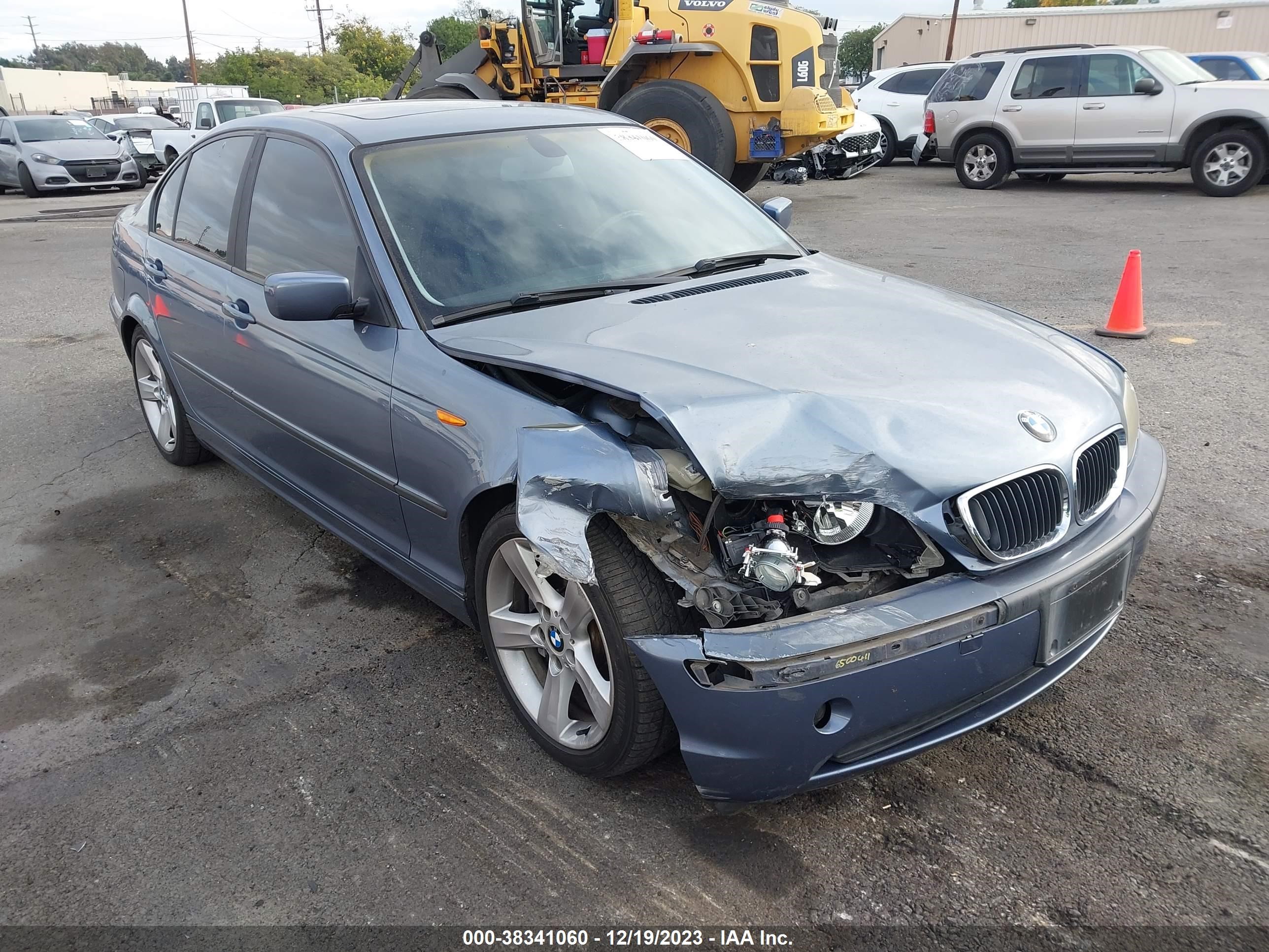 BMW 3ER 2004 wbaet37494nj82214