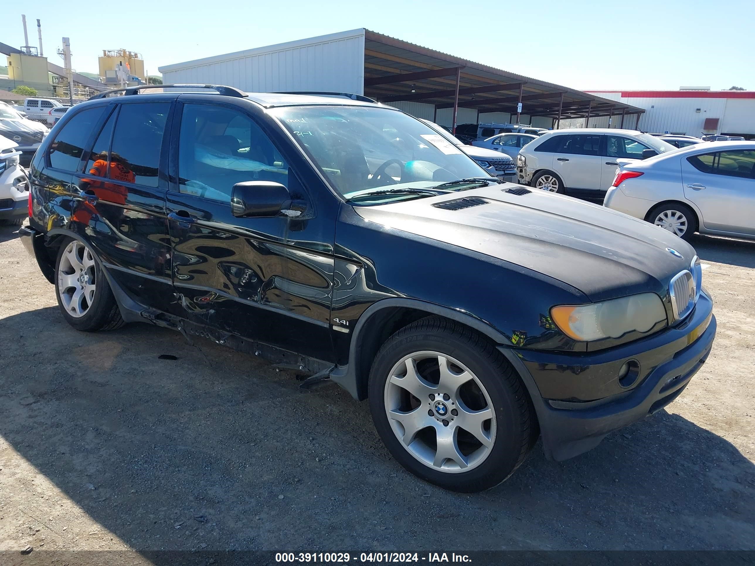 BMW X5 2000 wbafb335xylh04083