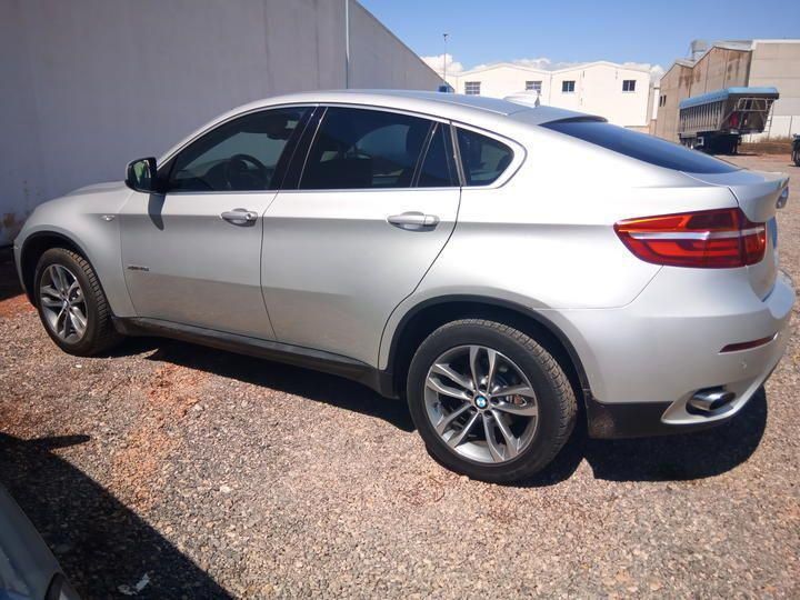 BMW MW X6 SUV 40D XDRIVE 4X4 (FOUR WHEEL DRIVE). 2013 wbafh01080l861231