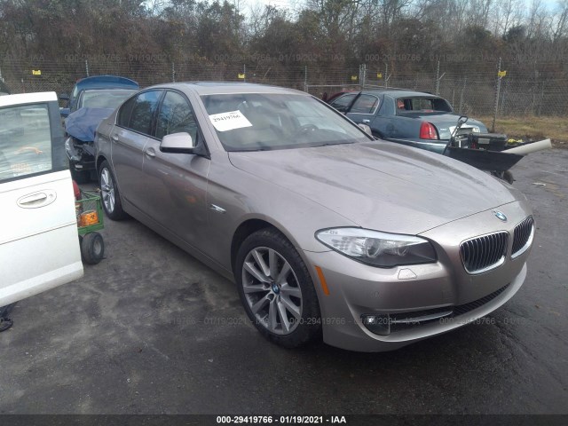 BMW 5 2011 wbafr1c51bc739552