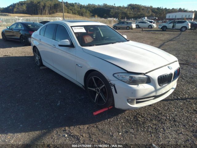 BMW 5 2011 wbafr1c57bc737692