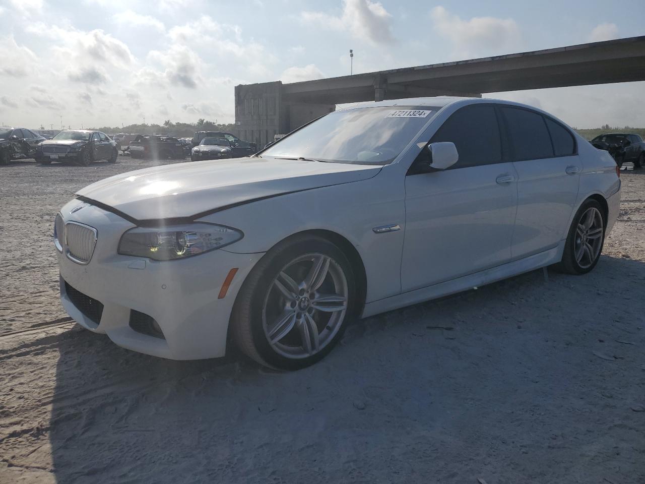 BMW 5ER 2013 wbafr7c53dc823071