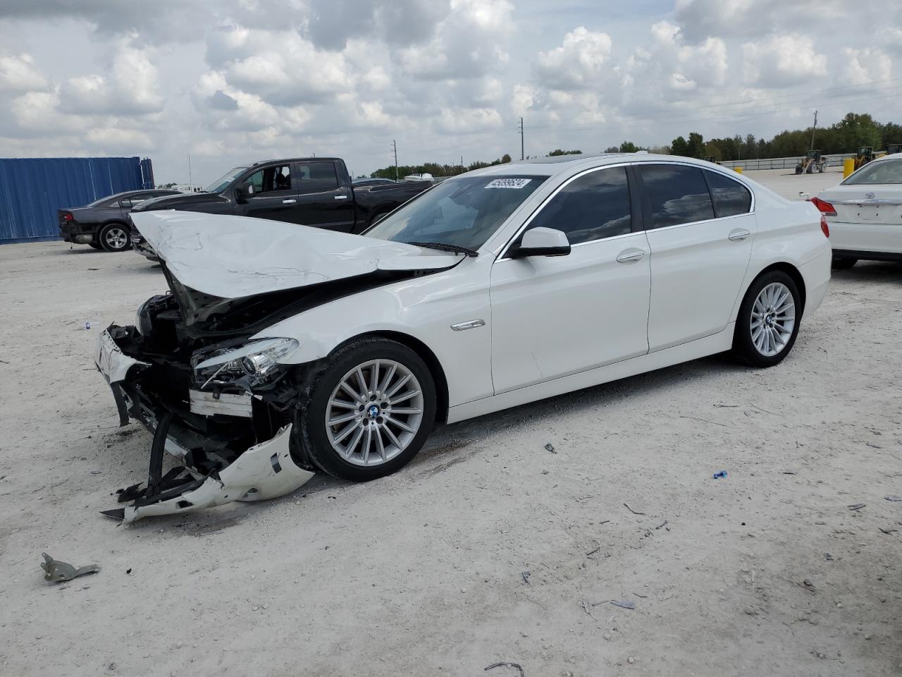 BMW 5ER 2013 wbafr7c54dc826660