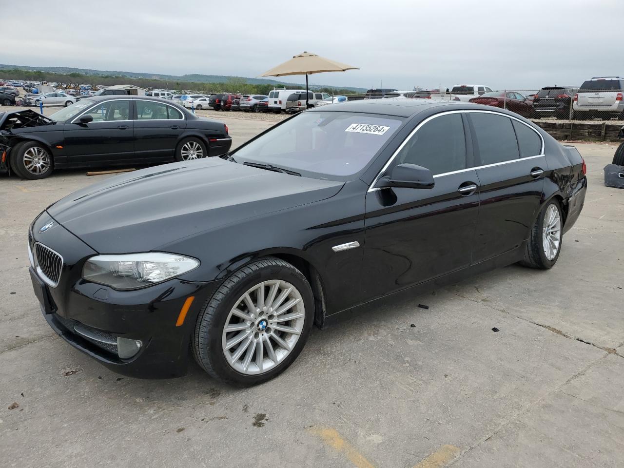 BMW 5ER 2013 wbafr7c55dc823573