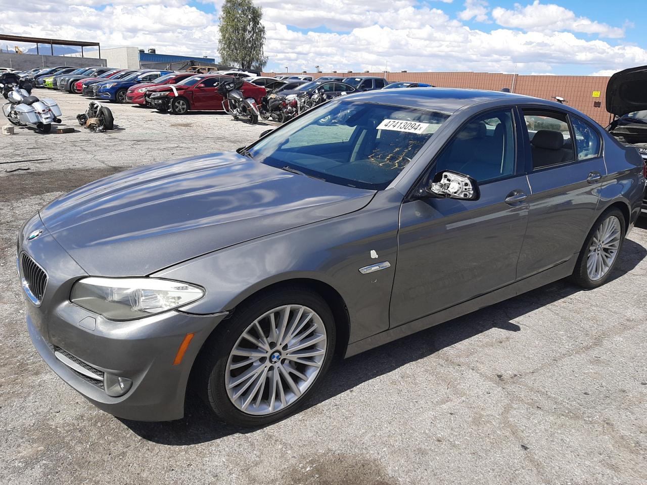 BMW 5ER 2011 wbafr7c58bc606323