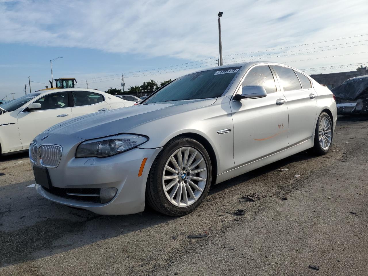 BMW 5ER 2013 wbafr7c5xdc828901