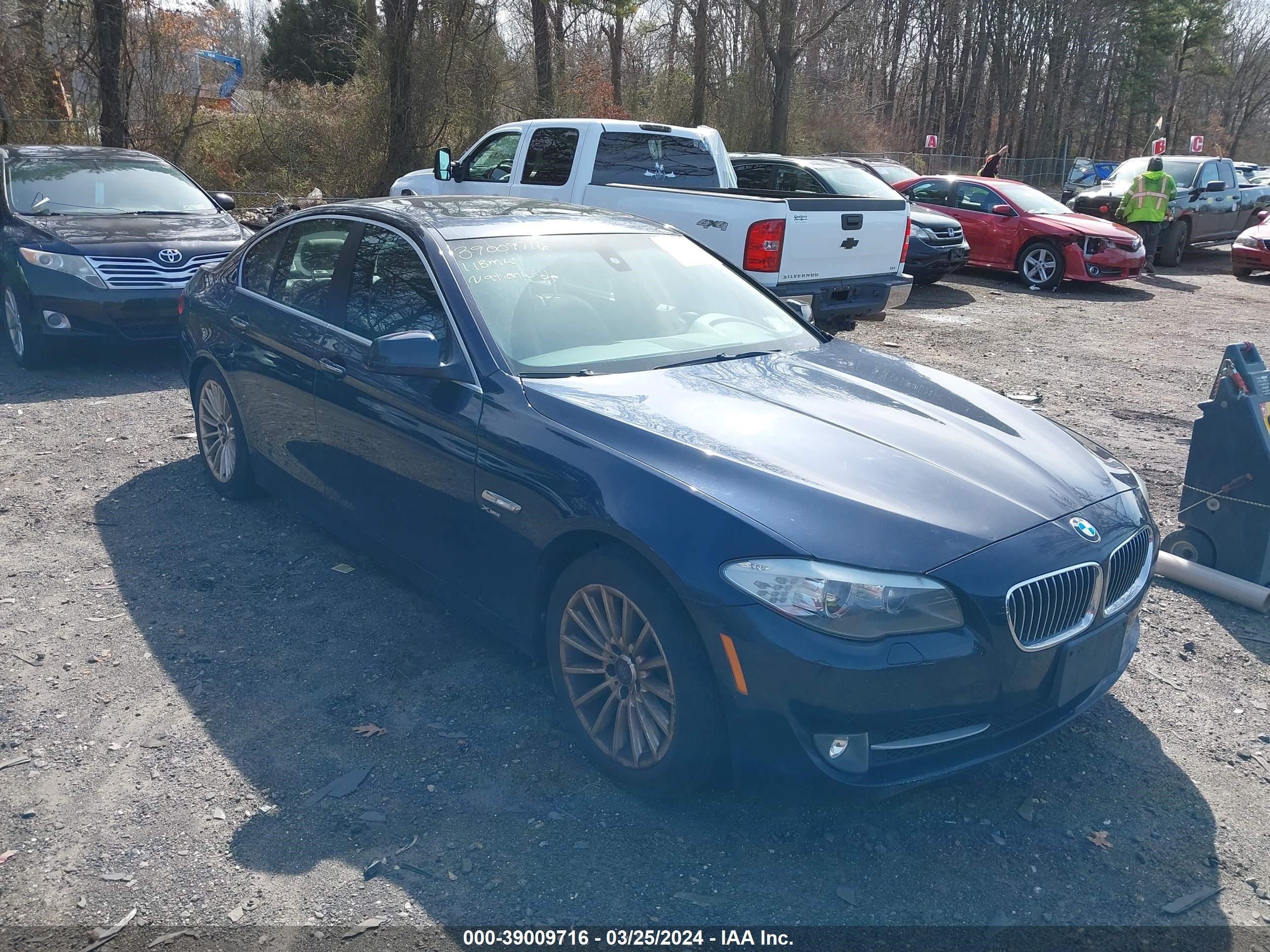 BMW 5ER 2011 wbafu7c55bc873496