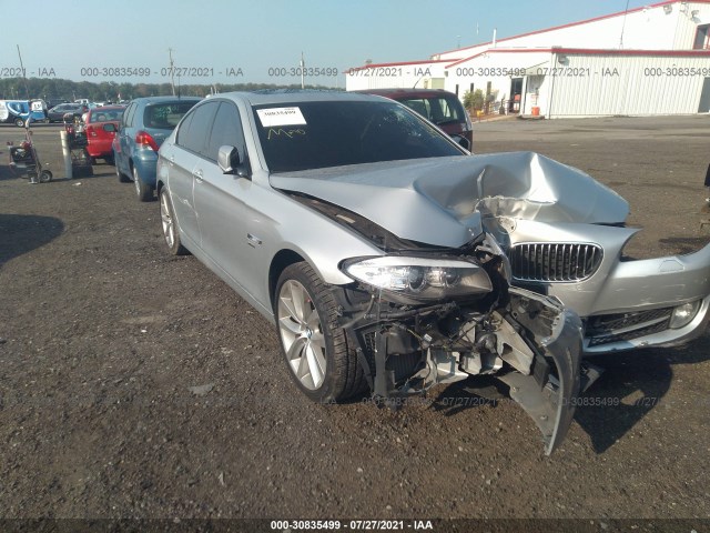 BMW 5 2011 wbafu7c56bc771348