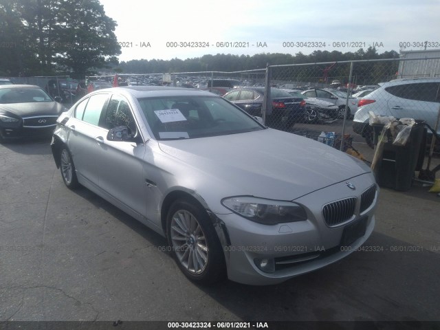 BMW 5 2011 wbafu7c57bc777269