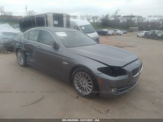 BMW 5 2011 wbafu7c58bc777555