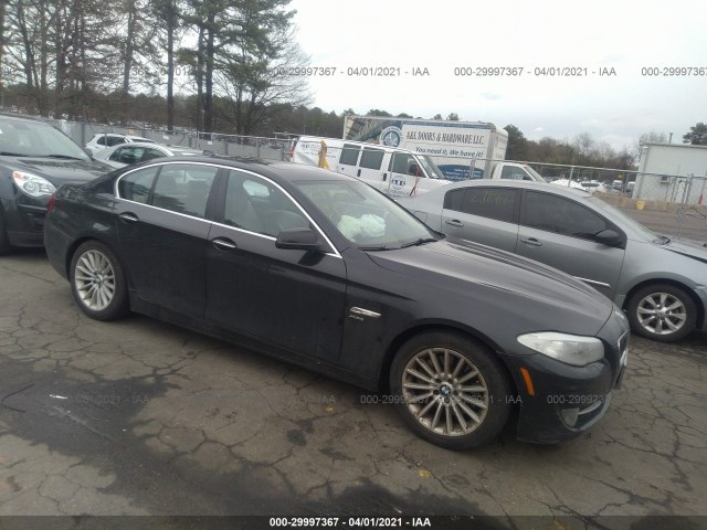 BMW 5 2011 wbafu7c58bc780701