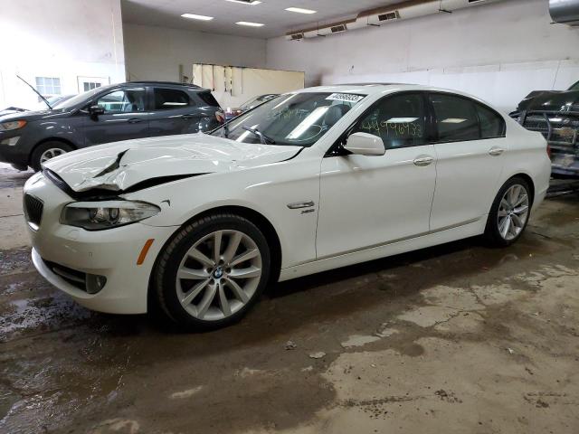 BMW 535 XI 2011 wbafu7c58bdu55640