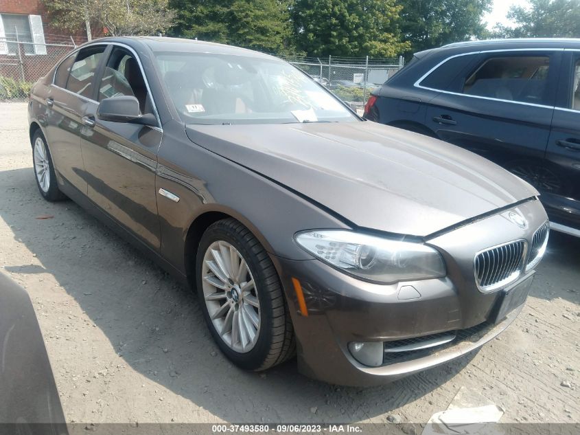 BMW 5ER 2013 wbafu7c58ddu73882