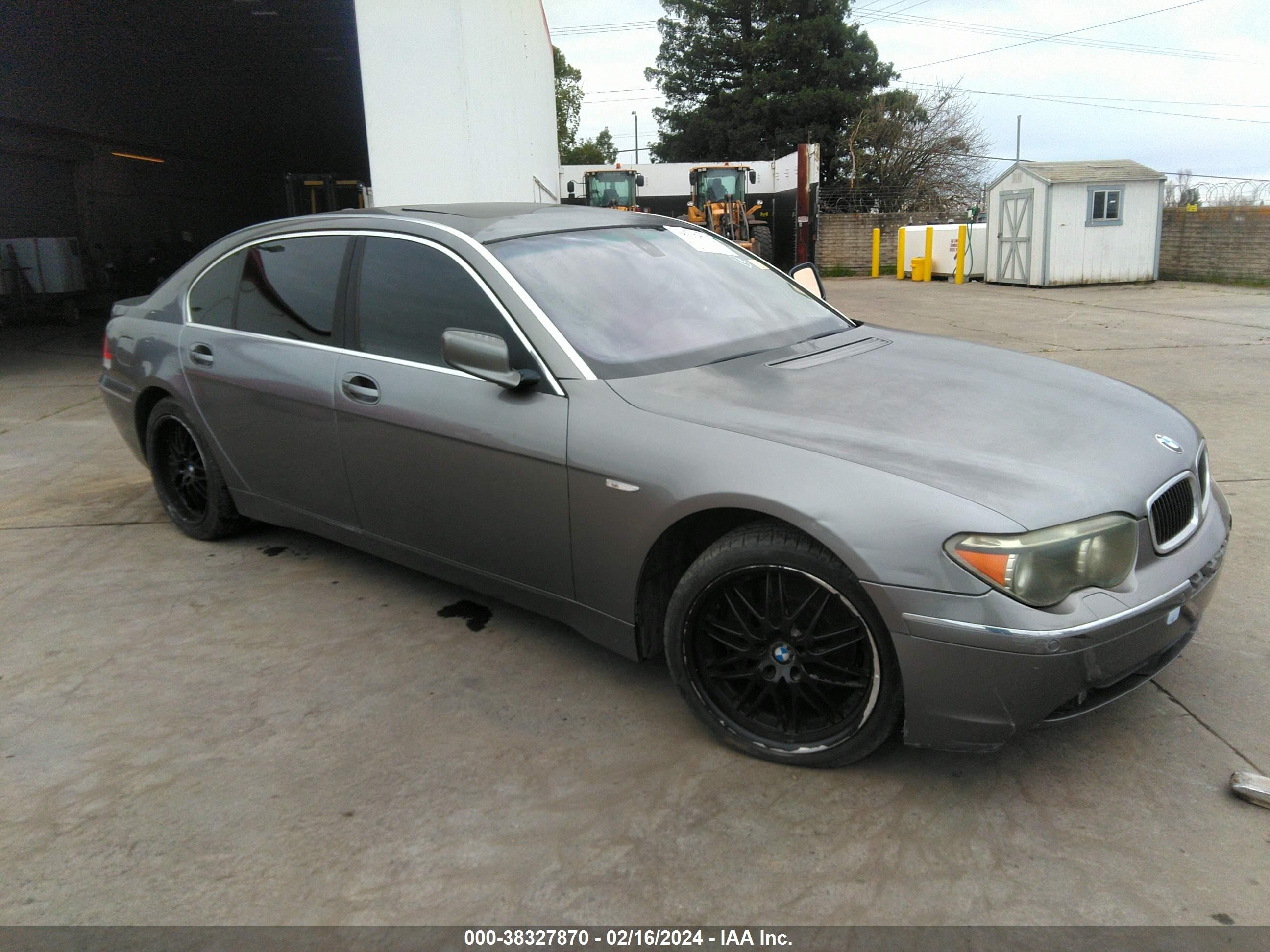 BMW 7ER 2004 wbagn63544ds52940