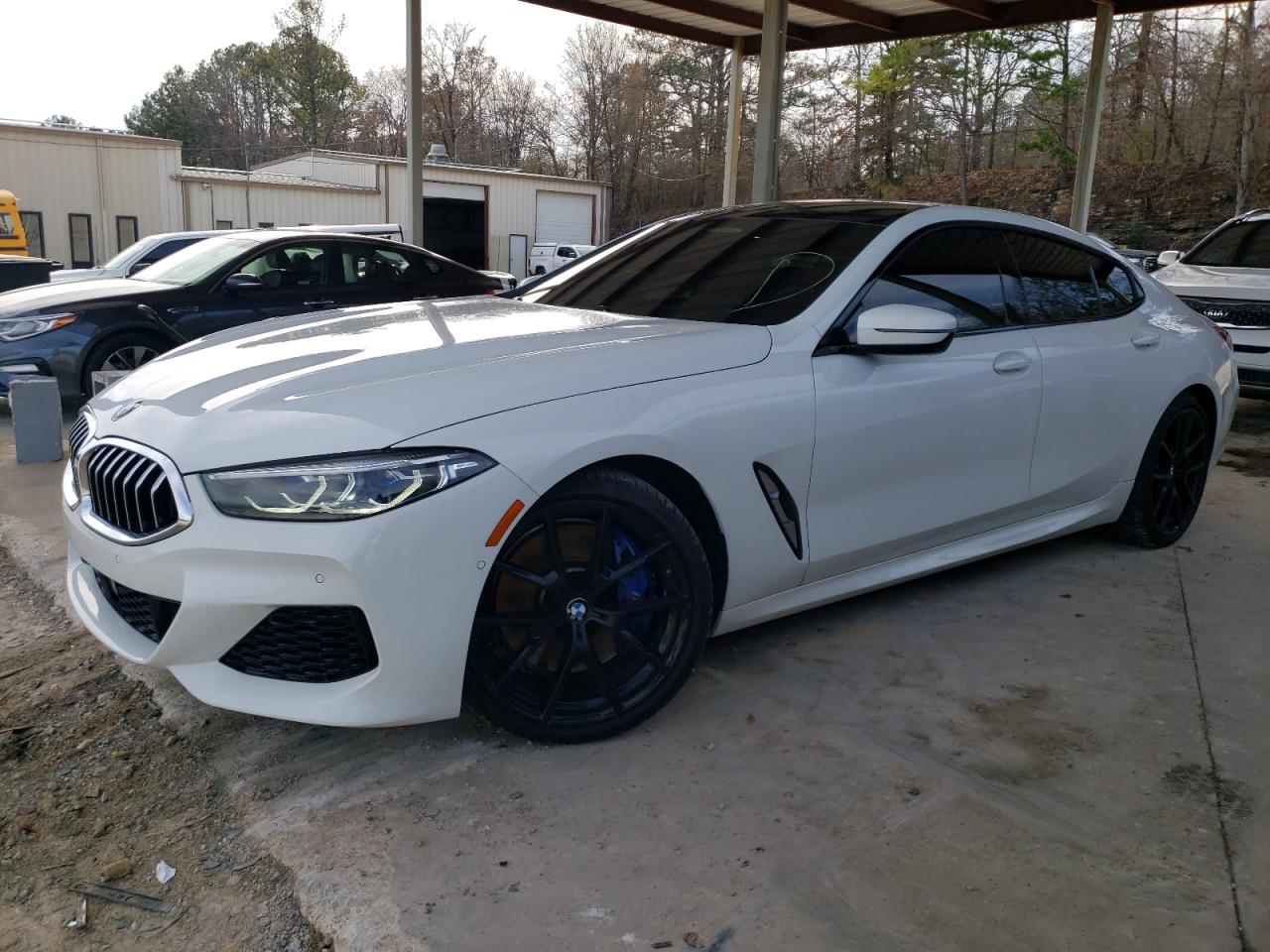 BMW 8ER 2022 wbagv4c03nch18361