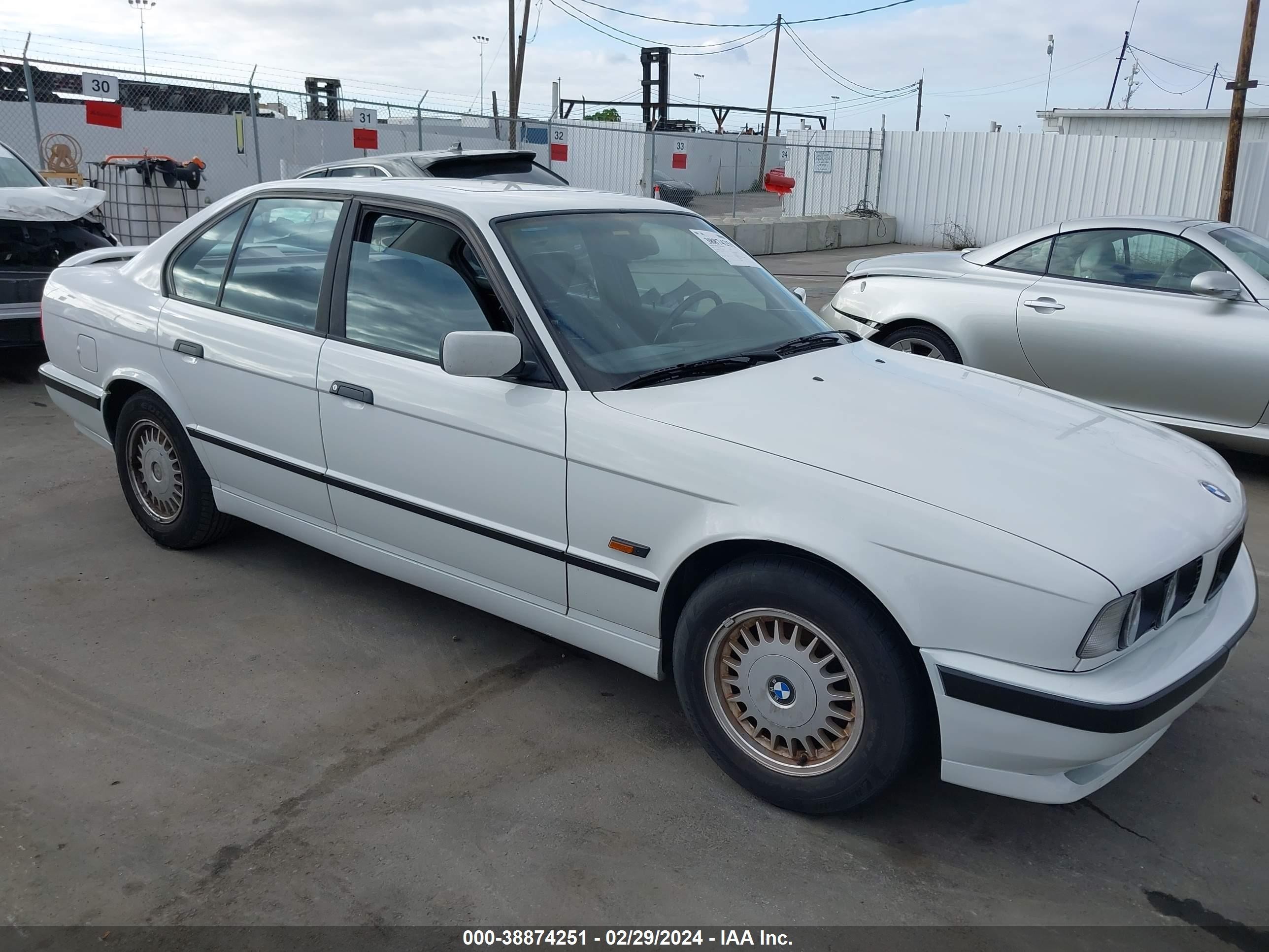 BMW 5ER 1995 wbahe5321sga64881