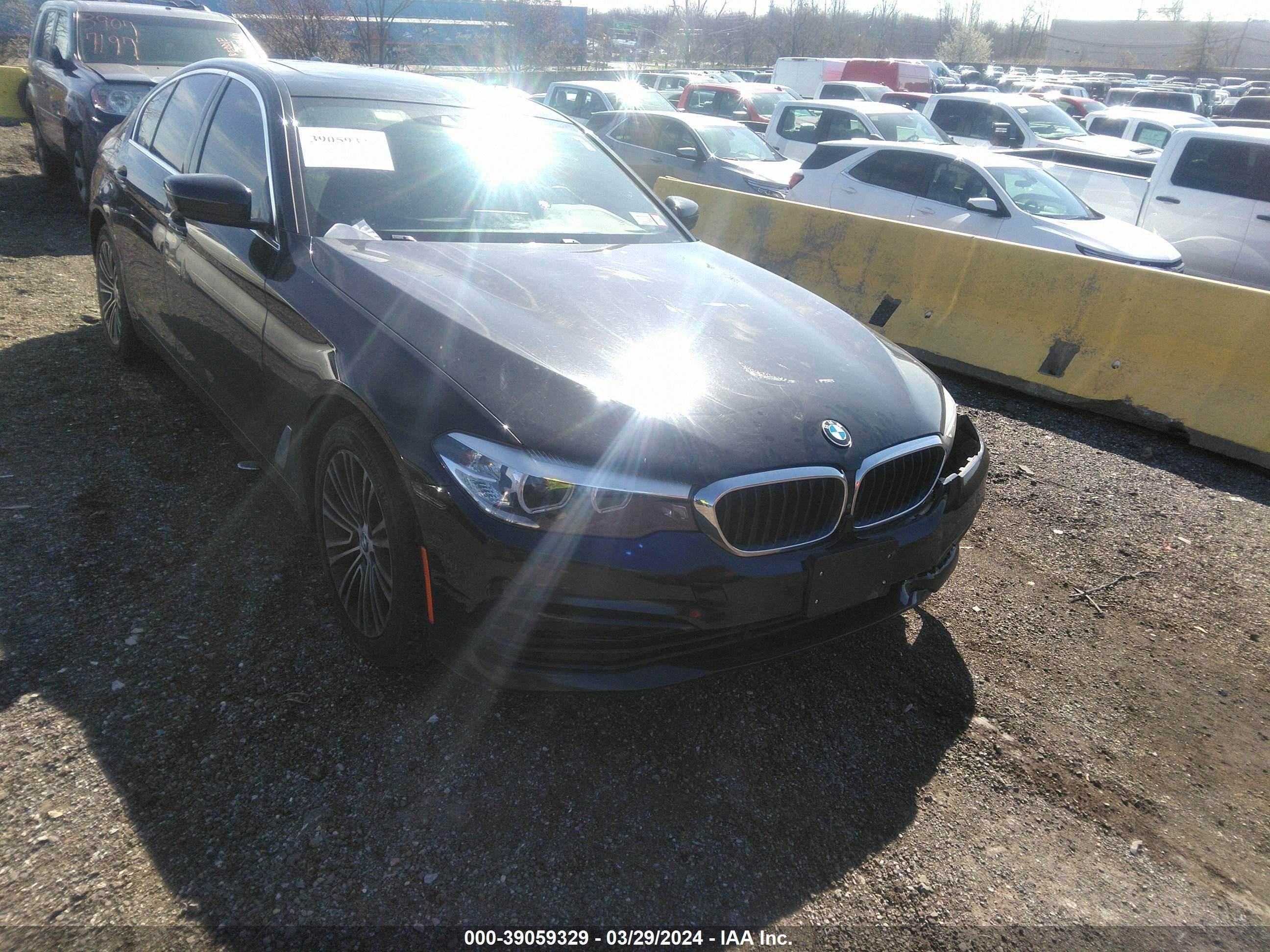 BMW 5ER 2019 wbaja7c5xkg912708