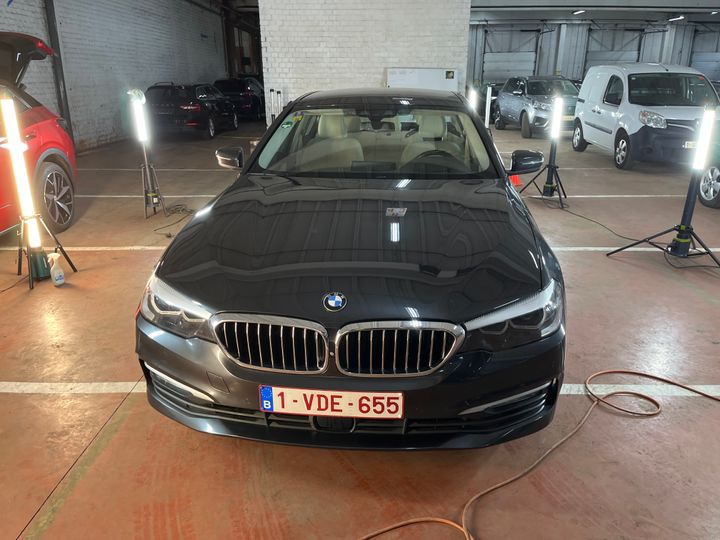 BMW 5-SERIE '16 2018 wbaje31000b384885