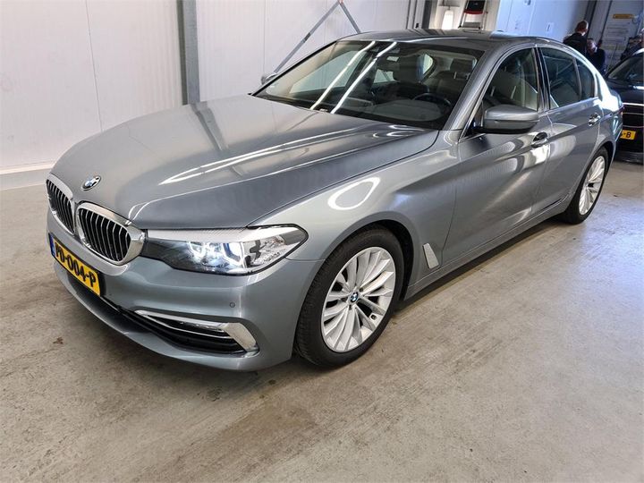 BMW 520 2017 wbaje31010g592308