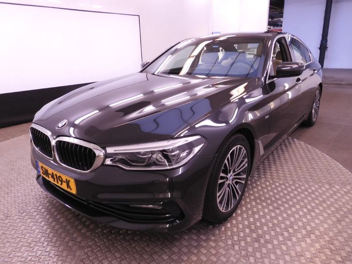 BMW 5 SERIE SEDAN 2018 wbaje310x0b315833