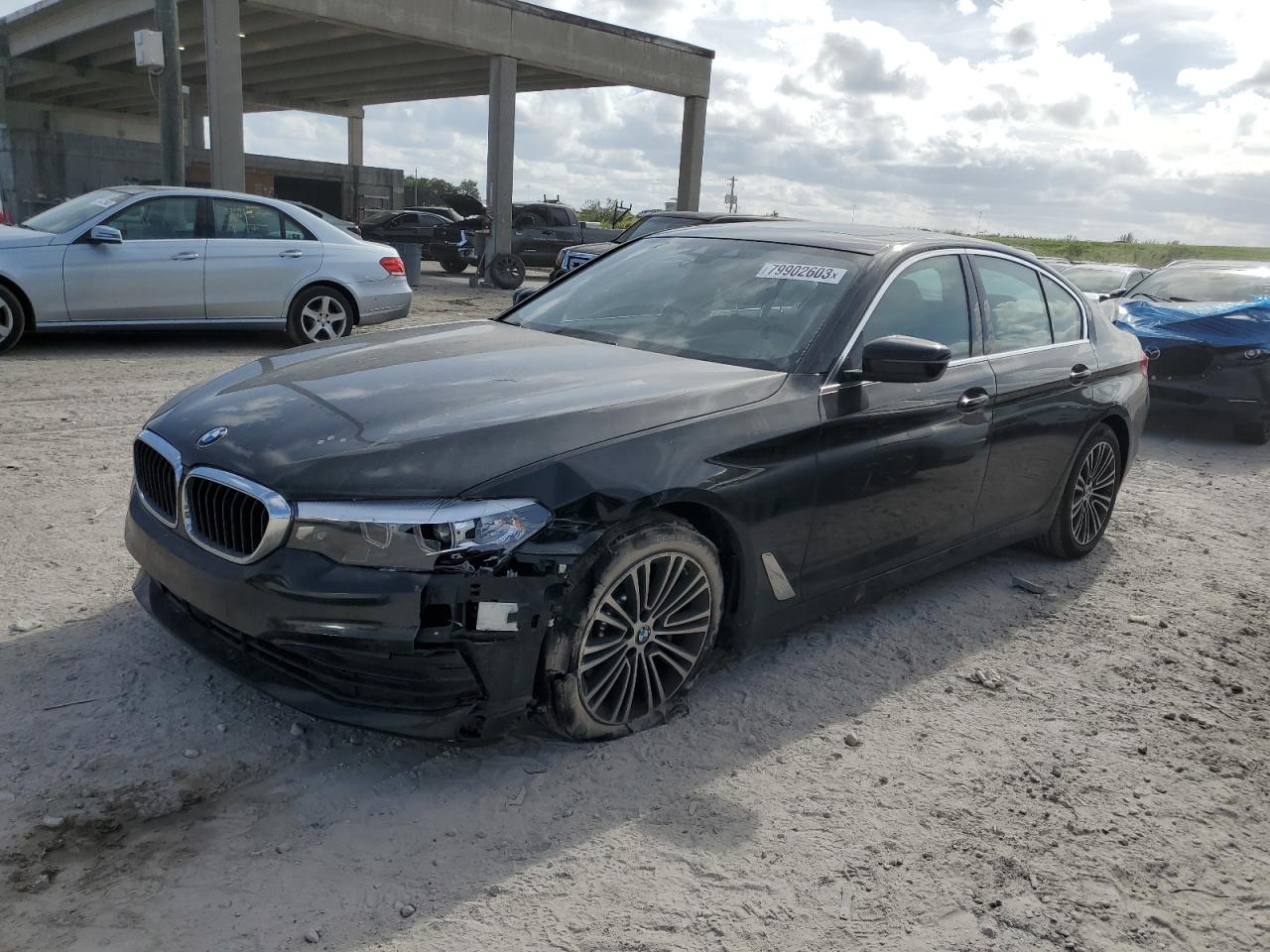 BMW 5ER 2019 wbaje5c52kww17911