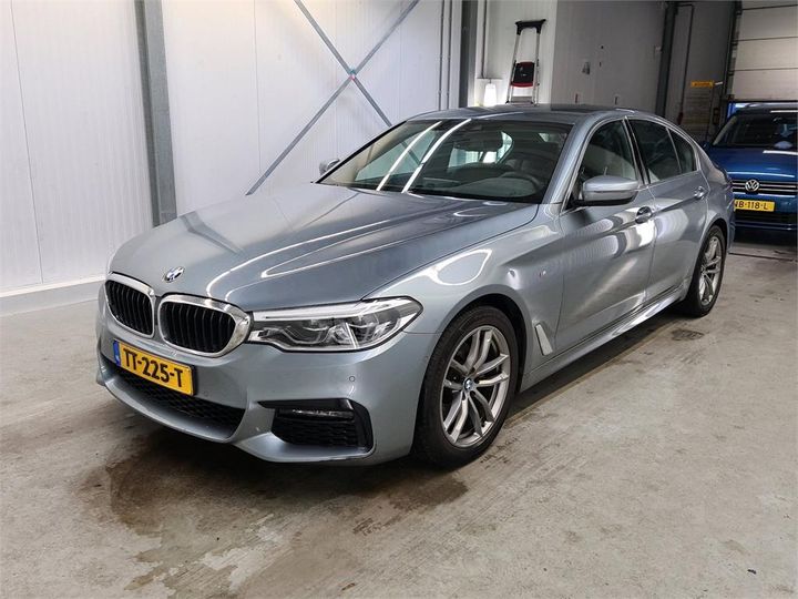 BMW 520 2018 wbajk51090bj13361