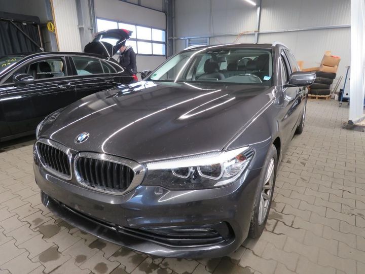 BMW 5 TOURING 2018 wbajm71050g960449