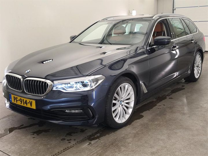 BMW 5 2017 wbajm71090g953858