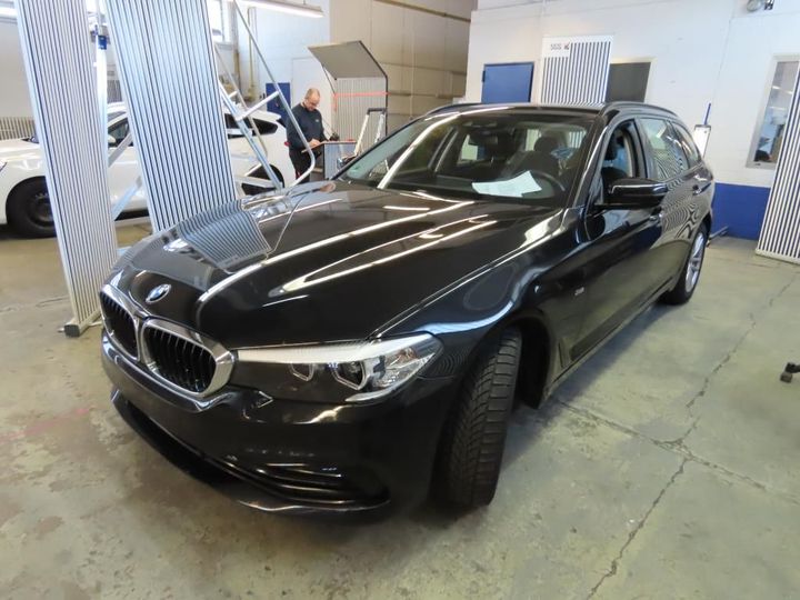 BMW 5 TOURING 2018 wbajm71090g961054