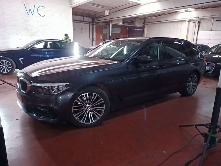 BMW 5-SERIE TOURING '17 2019 wbajp31040bt73768